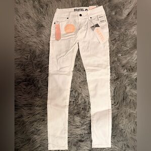 Pastels Clothing White Women’s Skinny Jeans